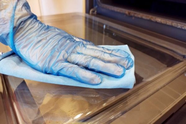 Cleaning kitchen